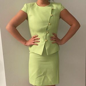 Tahari skirt suit